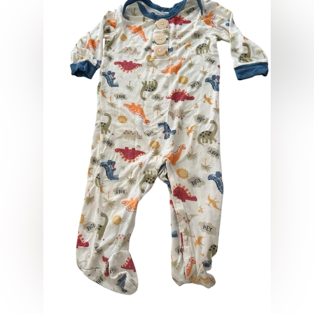 Milk Berry Bamboo Sleeper 3/6 month Dinosaurs Snaps Soft Long‎ Sleeve